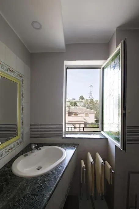 La Casa Sulla Latomia Con Parcheggio Gratuito Privato Apartment Syracuse