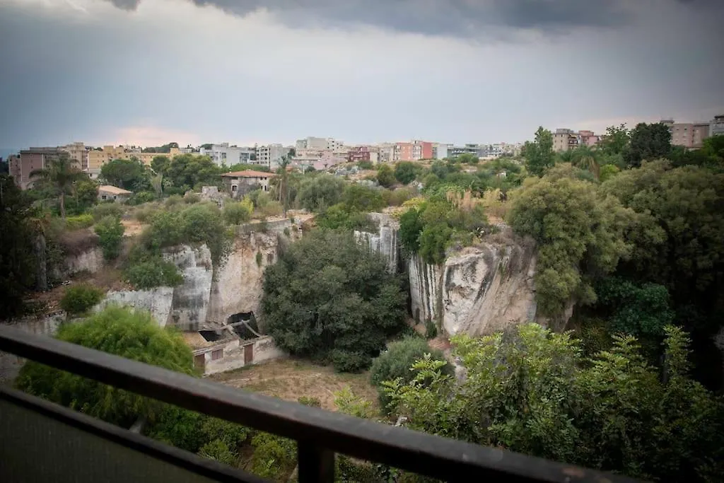La Casa Sulla Latomia Con Parcheggio Gratuito Privato Apartment Syracuse